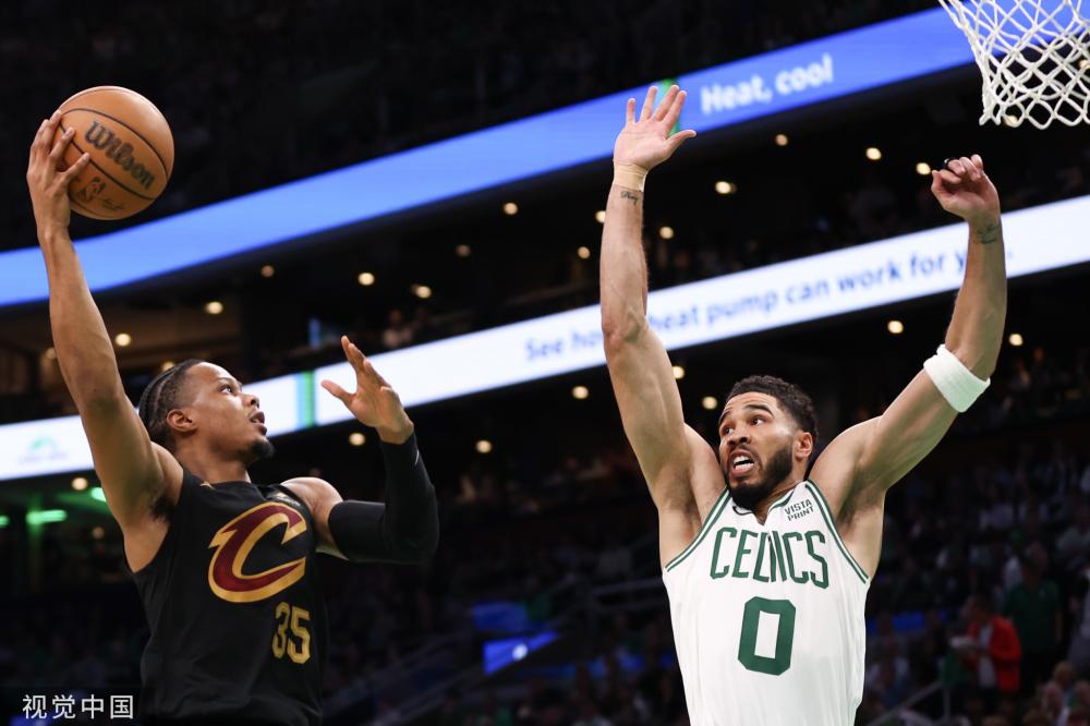 人员及随行 人员及随行