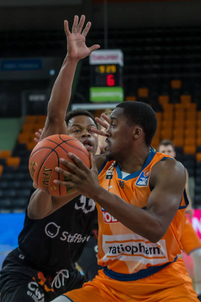 郑钦文在面 郑钦文在面