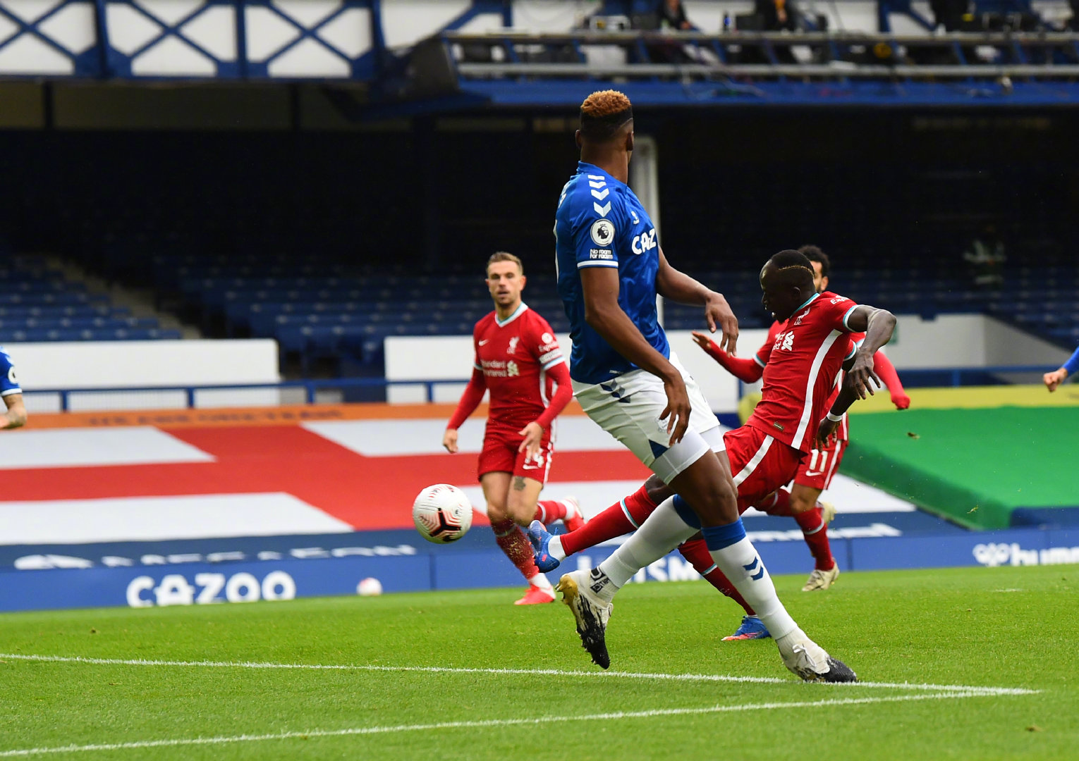 不显山露水 不显山露水